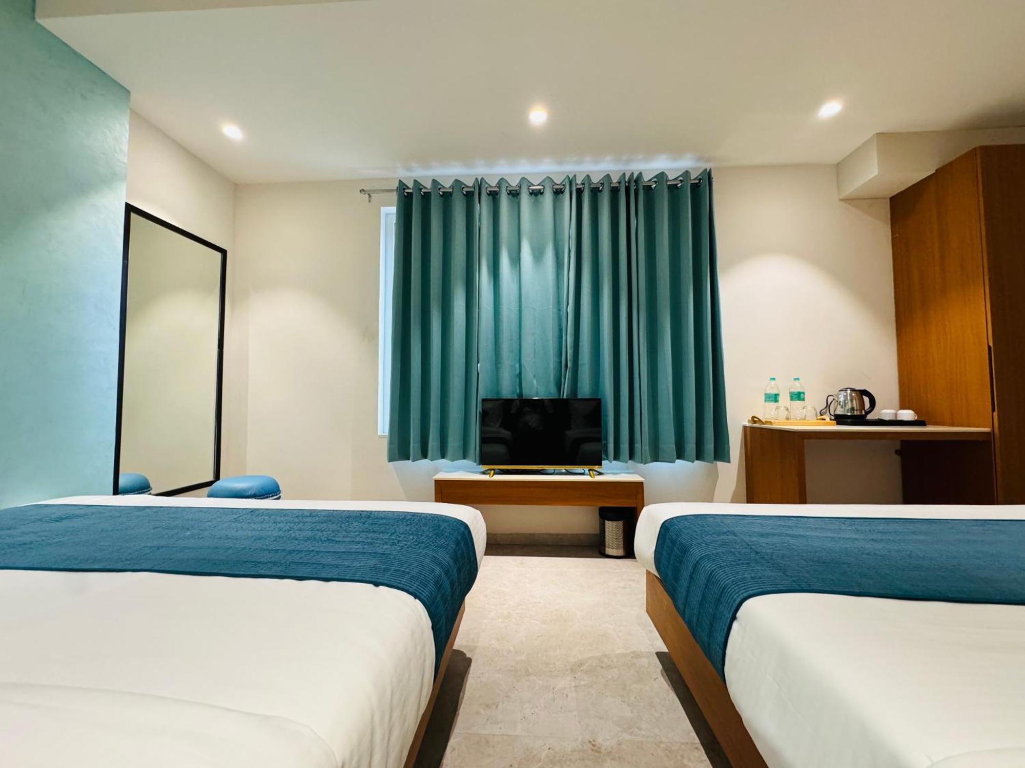 Hotel Rudhav Palace اوجاين المظهر الخارجي الصورة